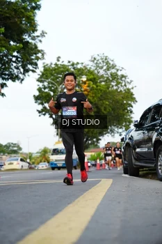 Runner Photo 4198813