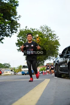 Runner Photo 4198815
