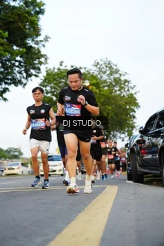 Runner Photo 4198848