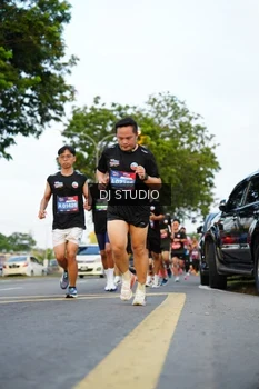 Runner Photo 4198849
