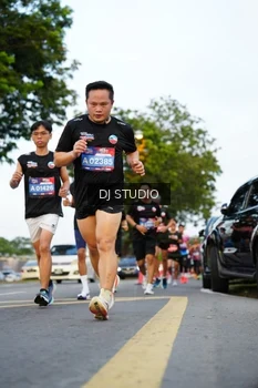 Runner Photo 4198854