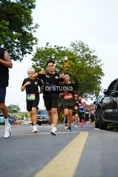 Runner Photo 4198862