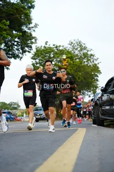 Runner Photo 4198864