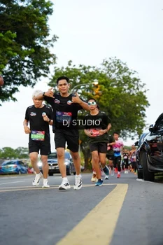 Runner Photo 4198865
