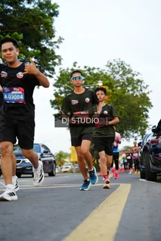 Runner Photo 4198871