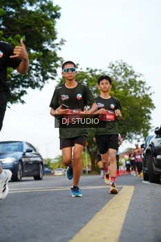 Runner Photo 4198877