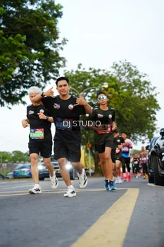 Runner Photo 4198880