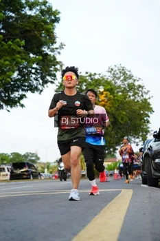Runner Photo 4198891