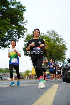 Runner Photo 4198932