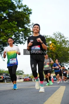 Runner Photo 4198936
