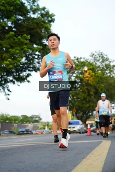Runner Photo 4198979