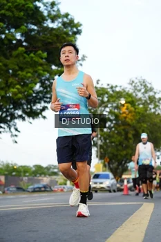Runner Photo 4198982