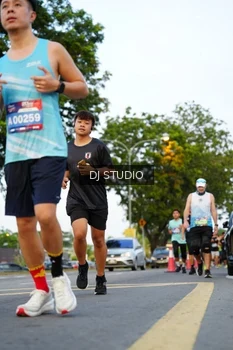 Runner Photo 4198983
