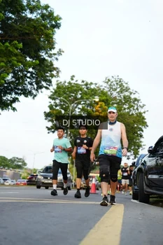 Runner Photo 4198991