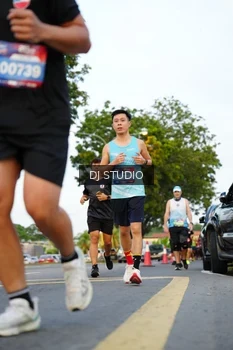 Runner Photo 4198995