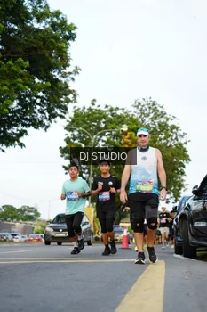Runner Photo 4198996