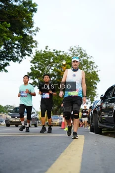 Runner Photo 4198999