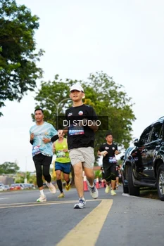 Runner Photo 4199025