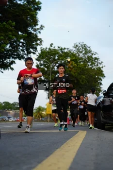 Runner Photo 4199041