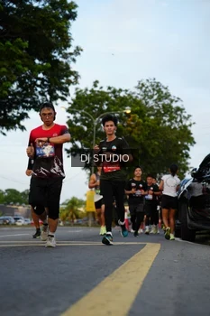 Runner Photo 4199044