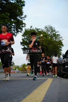 Runner Photo 4199048