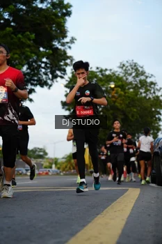 Runner Photo 4199053