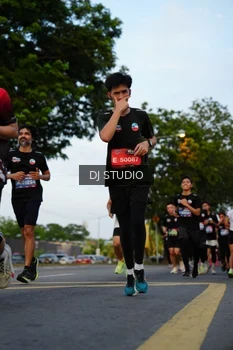 Runner Photo 4199054
