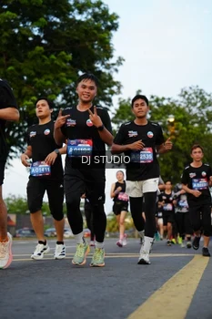 Runner Photo 4199068