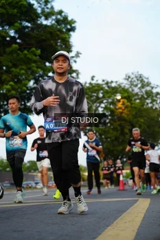 Runner Photo 4199081