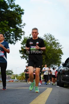 Runner Photo 4199098