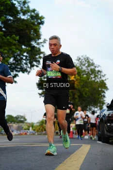 Runner Photo 4199101