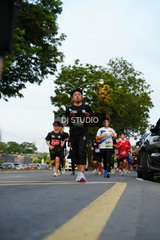 Runner Photo 4199106