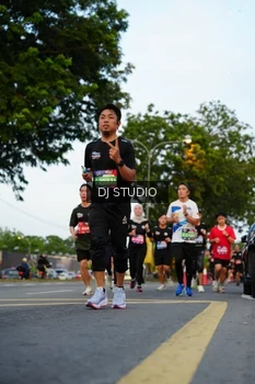 Runner Photo 4199113
