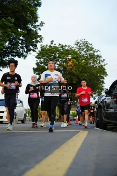 Runner Photo 4199121