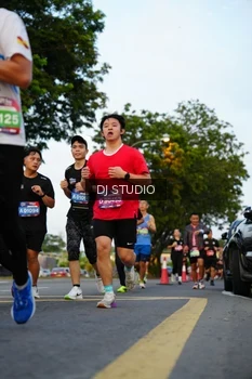 Runner Photo 4199135