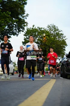 Runner Photo 4199157