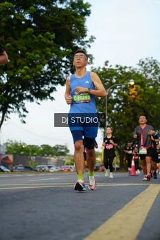 Runner Photo 4199160