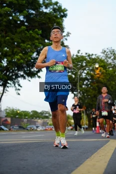 Runner Photo 4199162