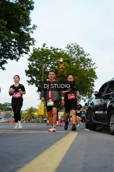 Runner Photo 4199172