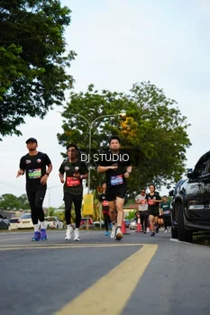 Runner Photo 4199192