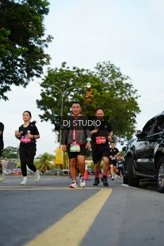 Runner Photo 4199206