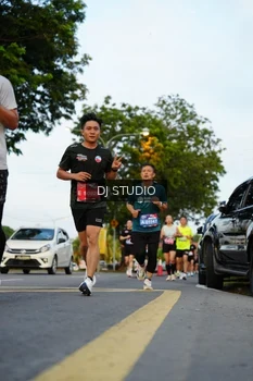 Runner Photo 4199248