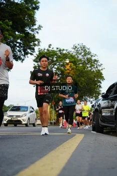 Runner Photo 4199249