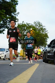 Runner Photo 4199253