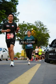 Runner Photo 4199254