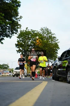 Runner Photo 4199266