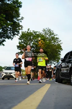 Runner Photo 4199274