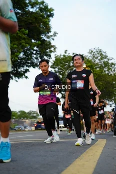 Runner Photo 4199347