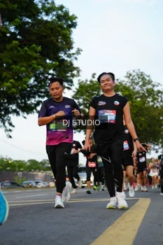 Runner Photo 4199349