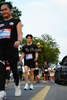 Runner Photo 4199362